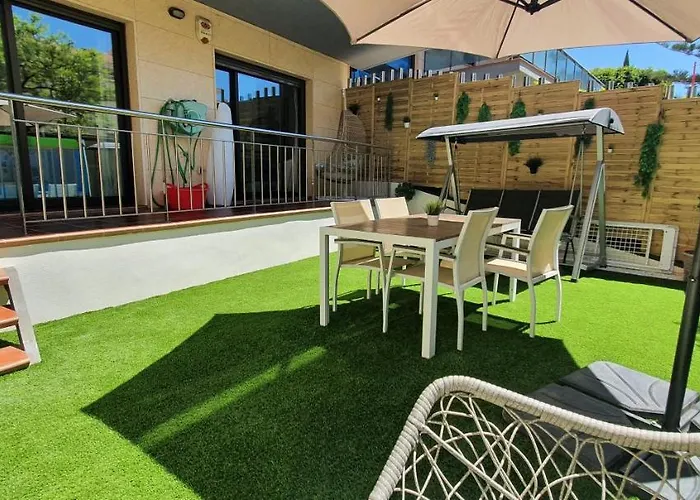 Con Jardin Y Piscina Marbella